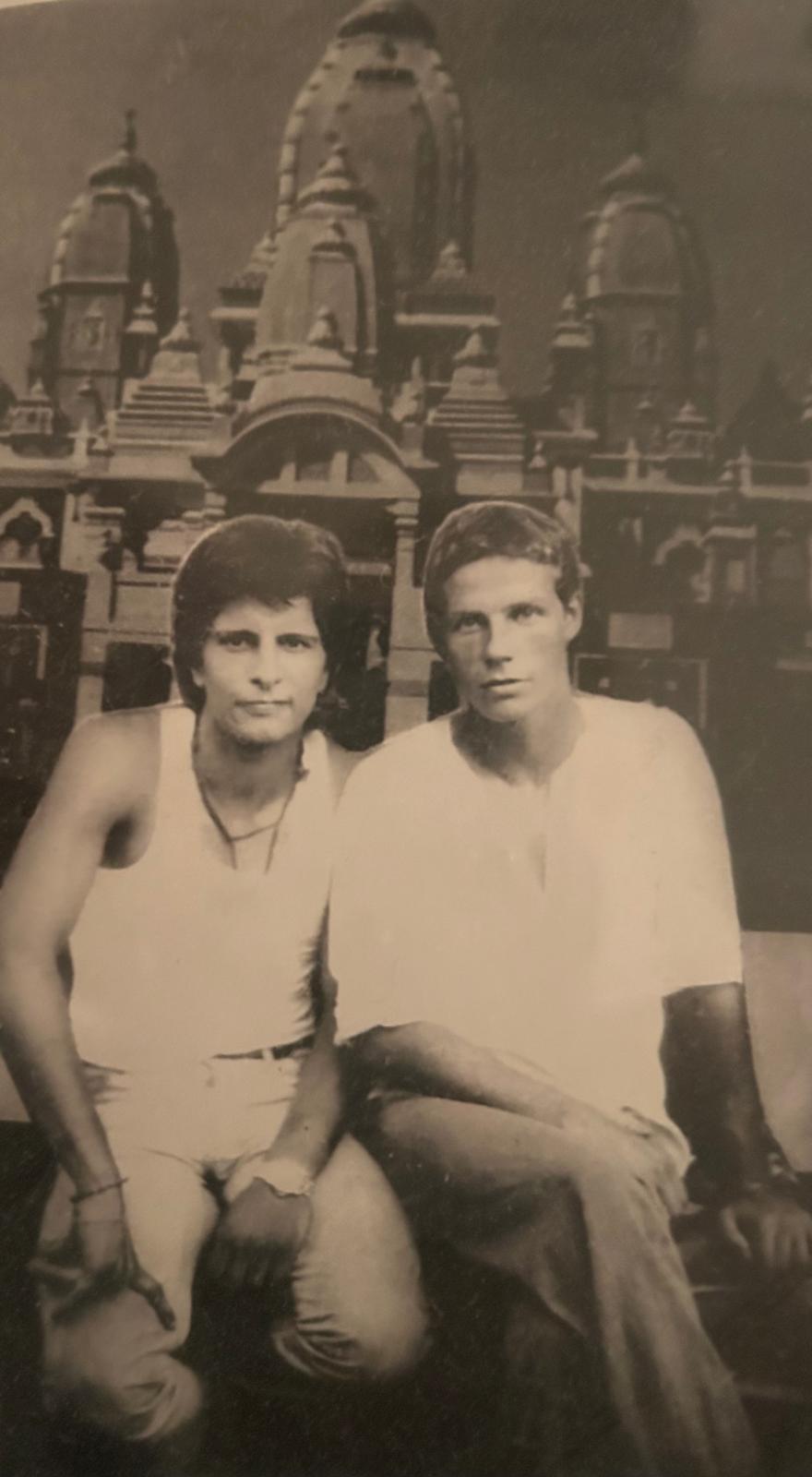 Chris and Jerry - Birla Mendir Temple, Delhi 1983